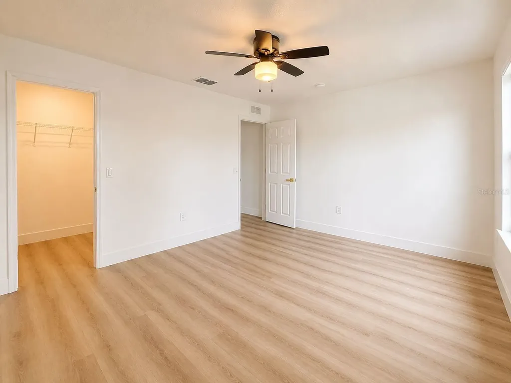 5112 Laval Drive Orlando FL 32839