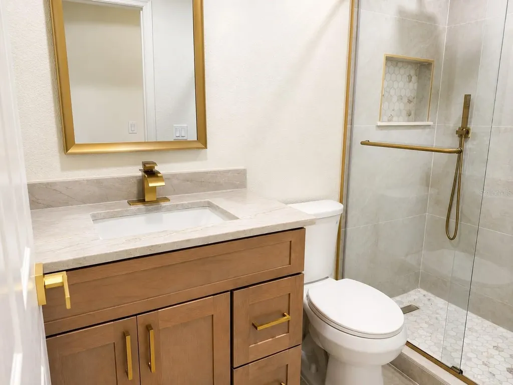 5112 Laval Drive Orlando FL 32839