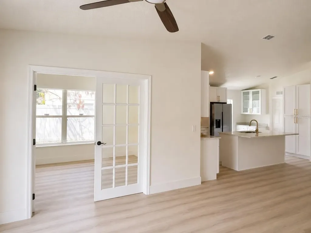 5112 Laval Drive Orlando FL 32839