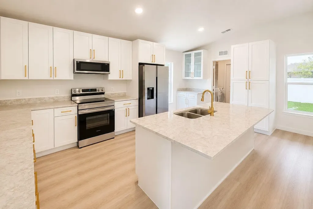 5112 Laval Drive Orlando FL 32839