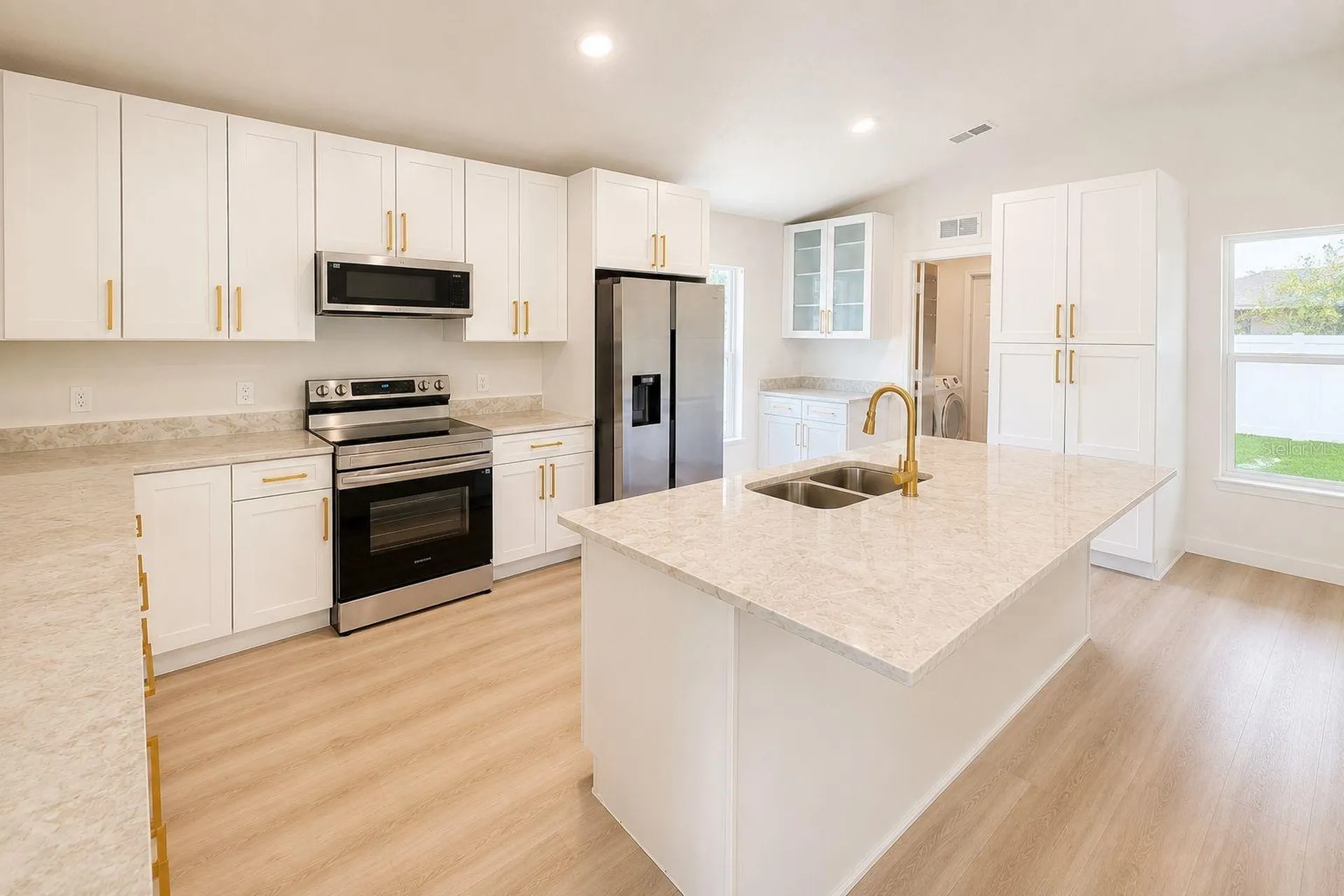 5112 Laval Drive Orlando FL 32839