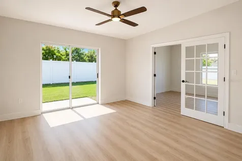5112 Laval Drive Orlando FL 32839
