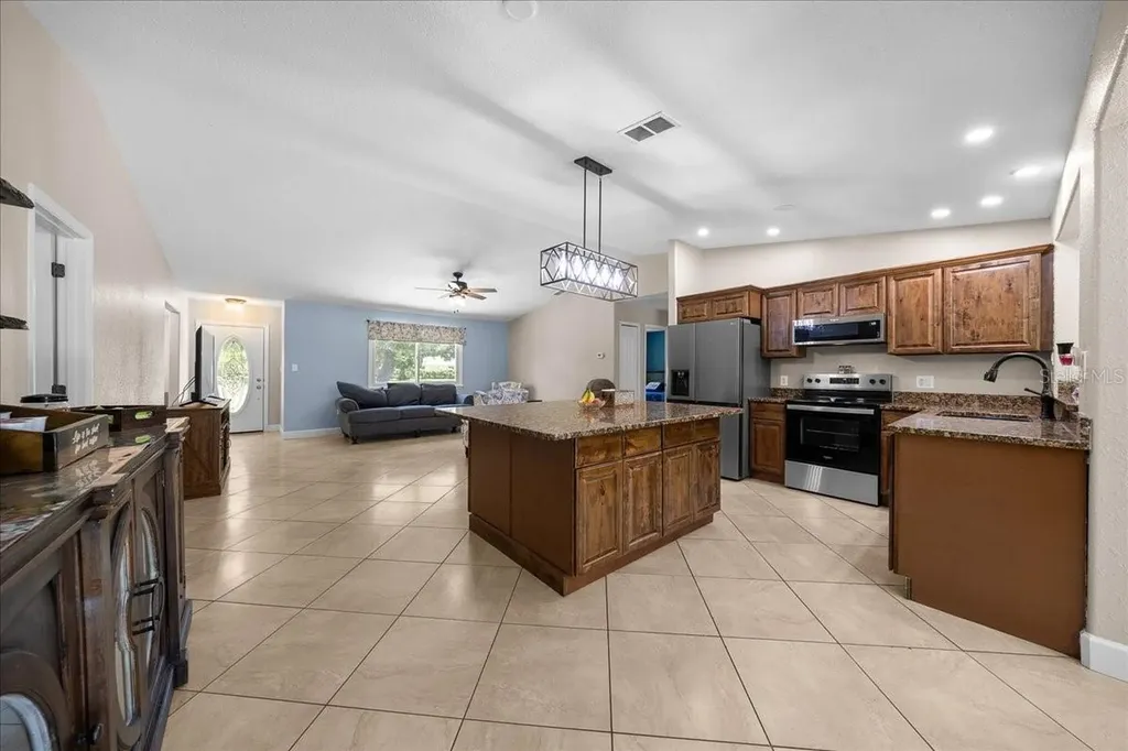 6150 S Highway 314a Ocklawaha FL 32179