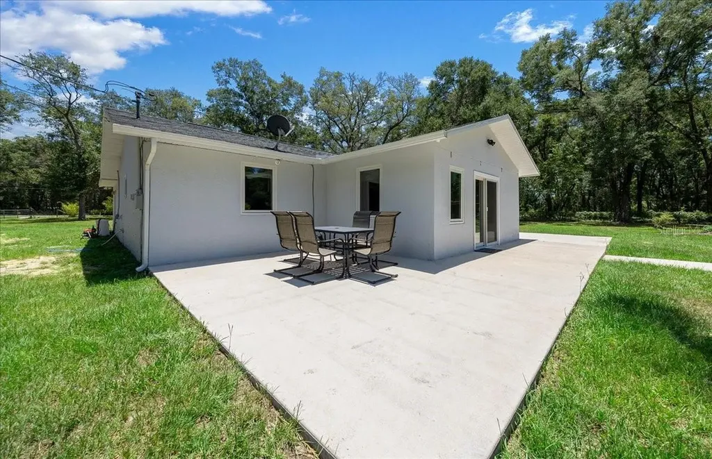 6150 S Highway 314a Ocklawaha FL 32179