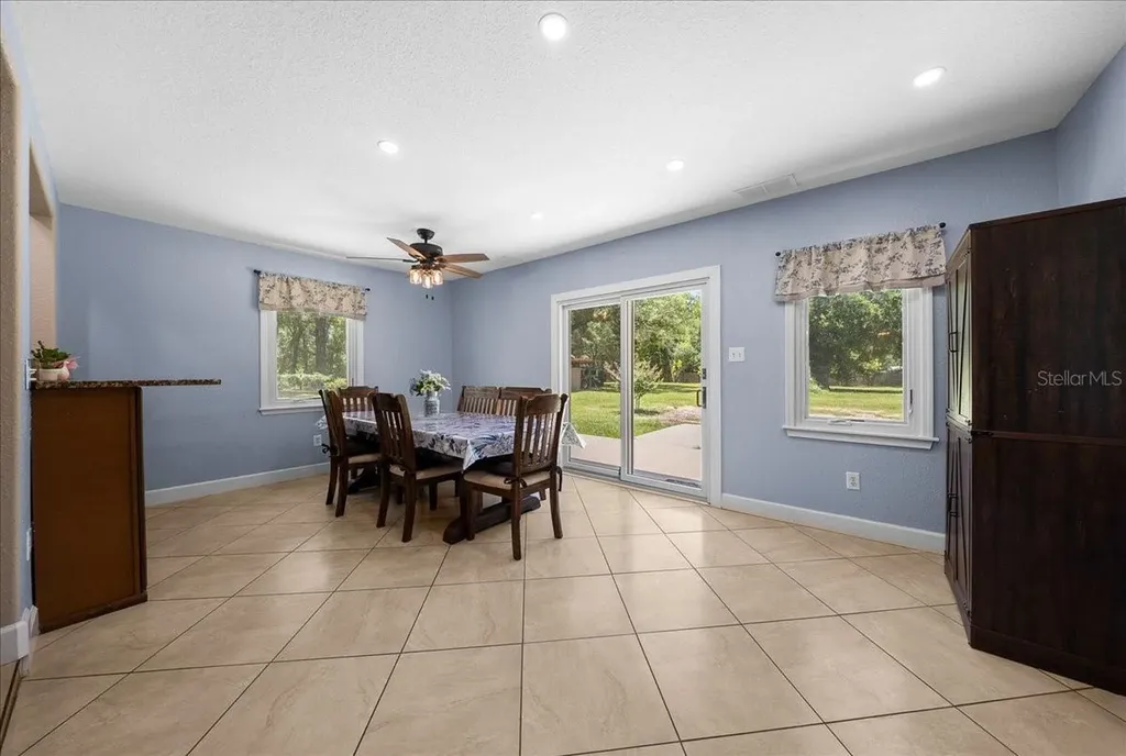 6150 S Highway 314a Ocklawaha FL 32179