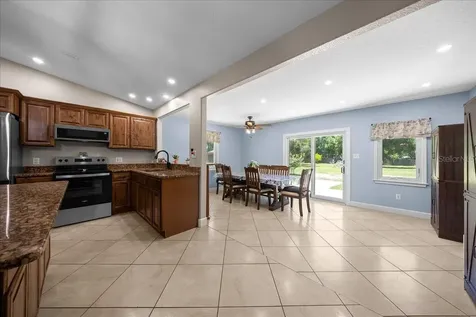 6150 S Highway 314a Ocklawaha FL 32179