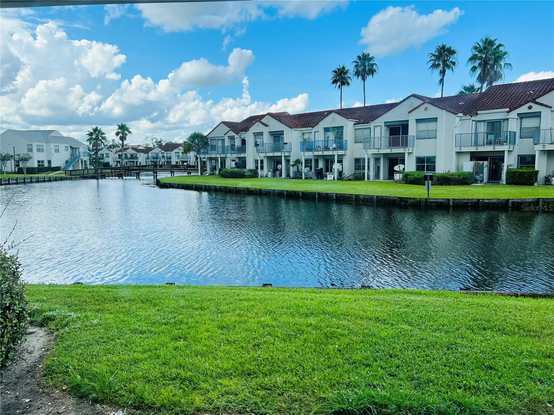 2556 Woodgate Boulevard Orlando FL 32822