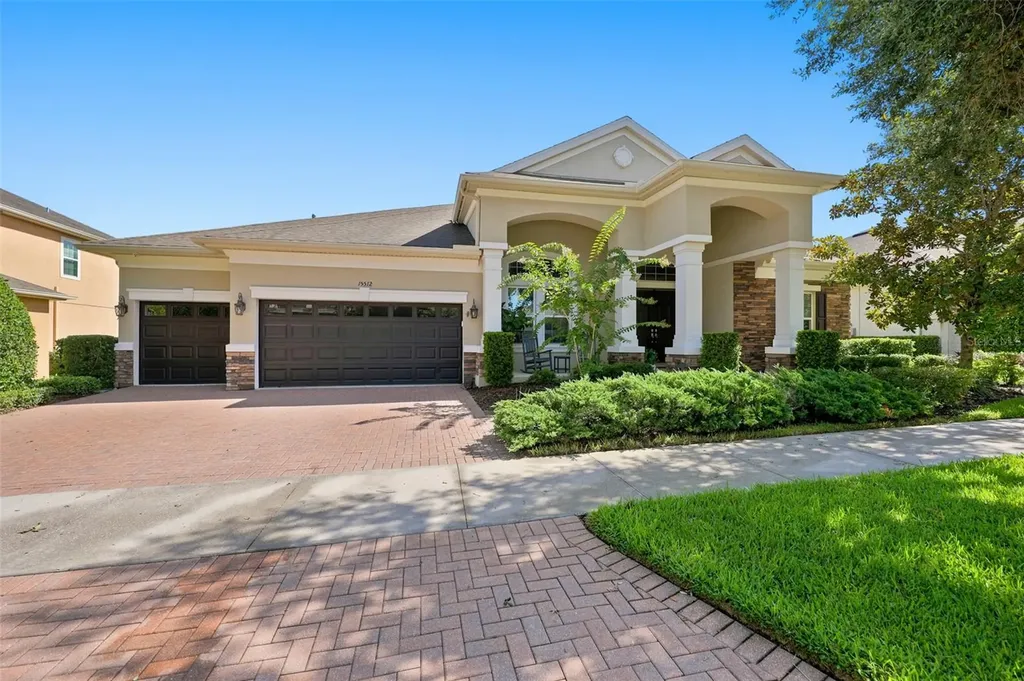 15512 Mossy Ridge Lane Lithia FL 33547