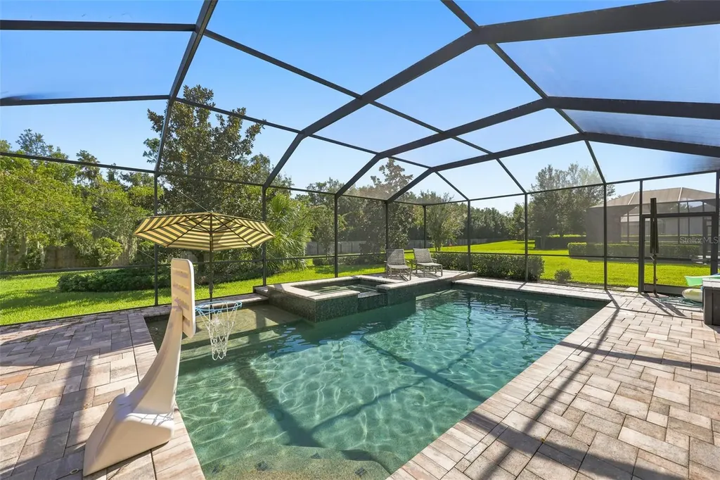 15512 Mossy Ridge Lane Lithia FL 33547