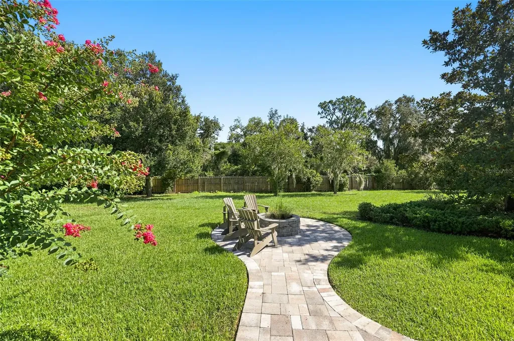 15512 Mossy Ridge Lane Lithia FL 33547