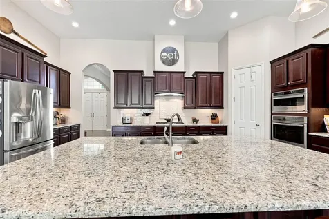 15512 Mossy Ridge Lane Lithia FL 33547