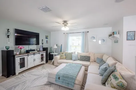 6 Pine Brook Drive Palm Coast FL 32164