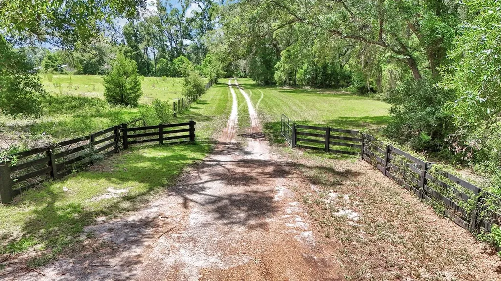 26354 NW 94th Avenue High Springs FL 32643
