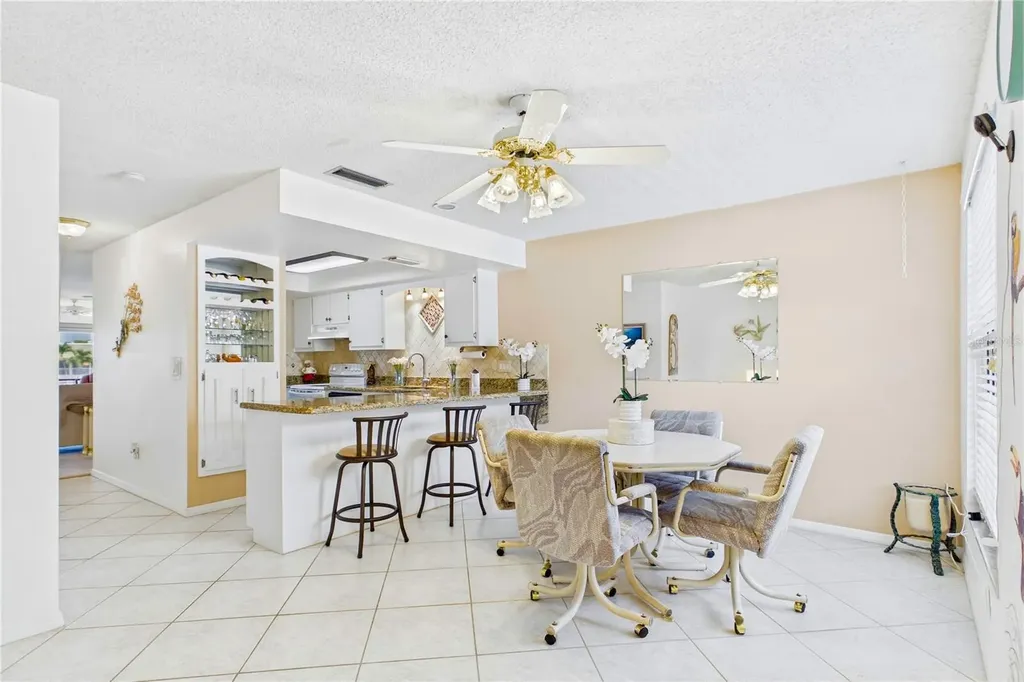 4218 SE 20th Place Cape Coral FL 33904