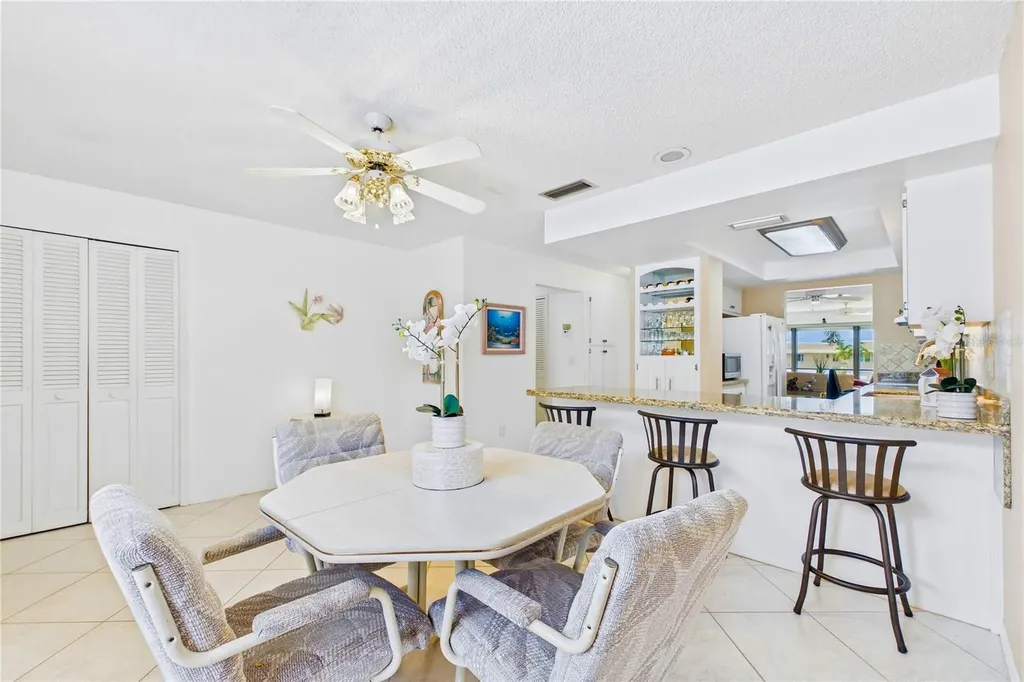 4218 SE 20th Place Cape Coral FL 33904