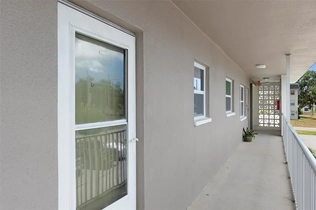 1225 58th Street N St Petersburg FL 33710