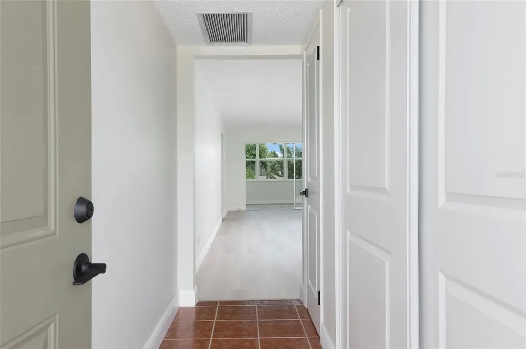 1225 58th Street N St Petersburg FL 33710