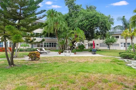 1225 58th Street N St Petersburg FL 33710