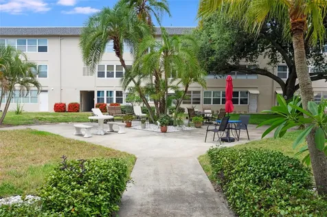 1225 58th Street N St Petersburg FL 33710