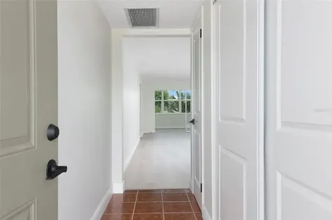 1225 58th Street N St Petersburg FL 33710
