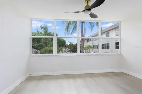 1225 58th Street N St Petersburg FL 33710