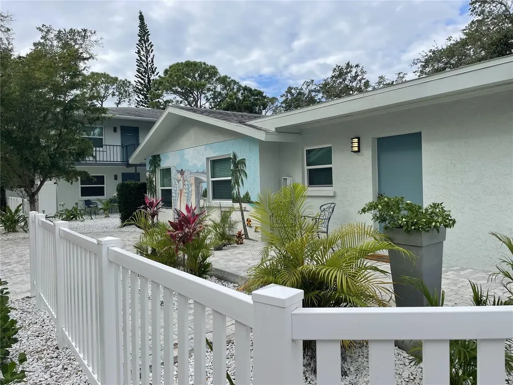 1912 Morrill Sarasota FL 34236