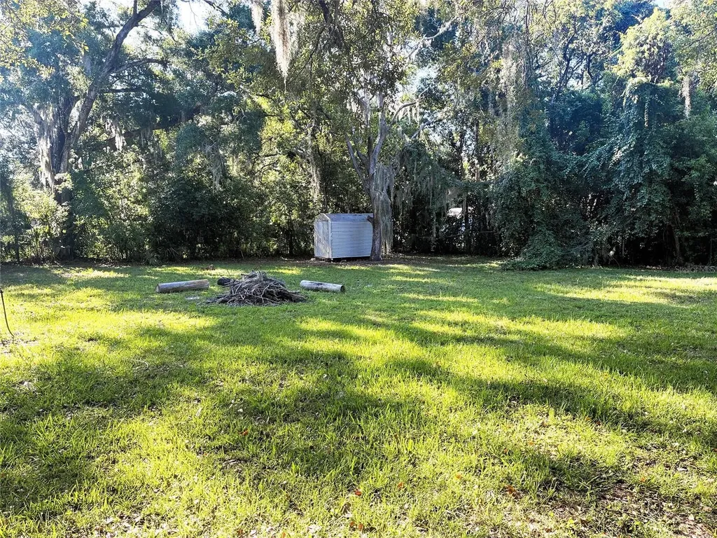 2024 Dixie Avenue Eustis FL 32726