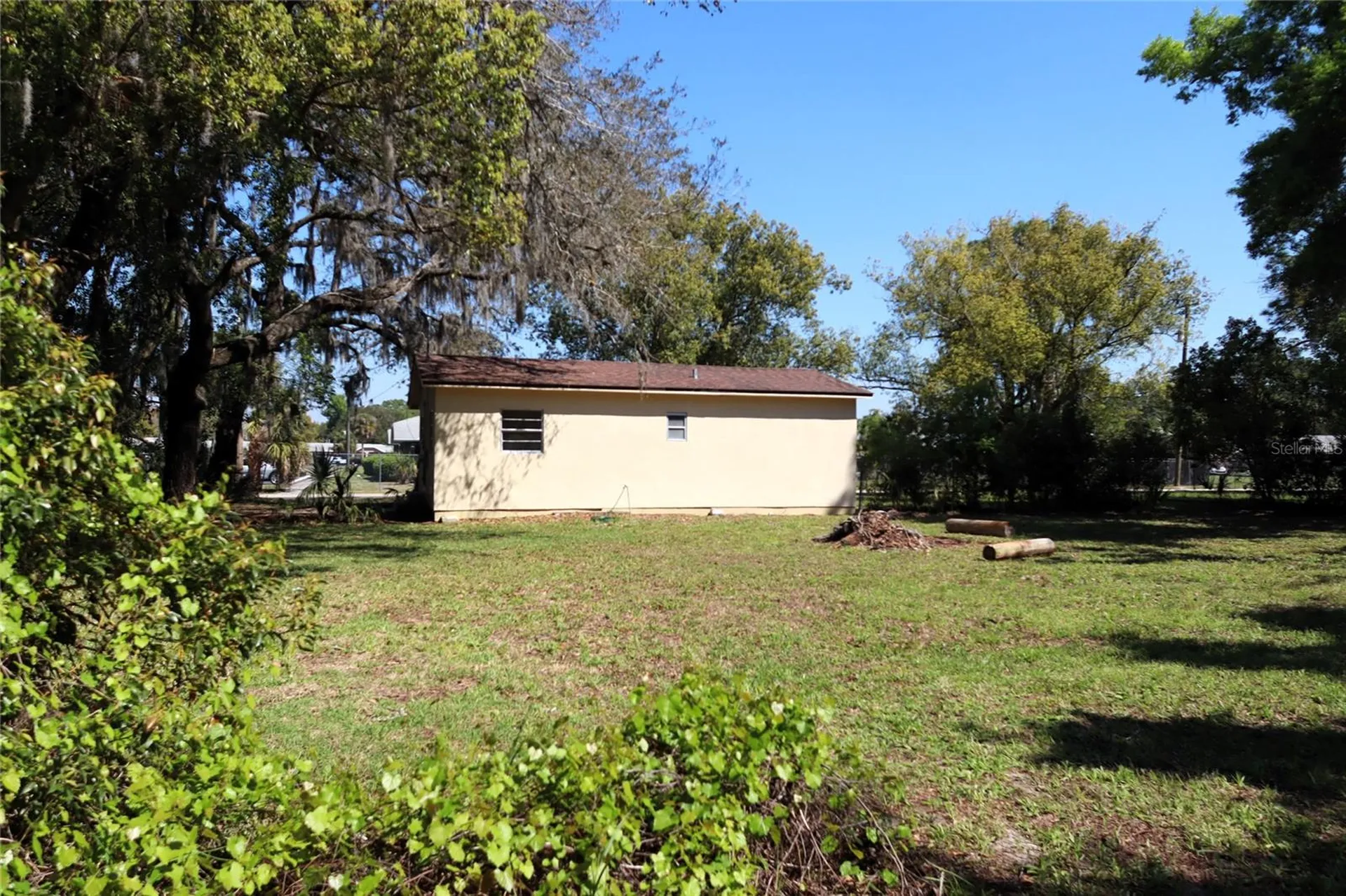 2024 Dixie Avenue Eustis FL 32726