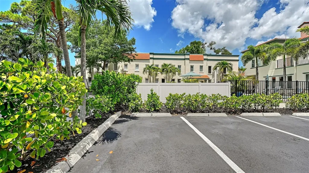 1685 Laurel Street Sarasota FL 34236