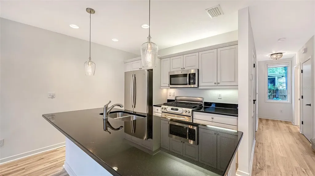 1685 Laurel Street Sarasota FL 34236