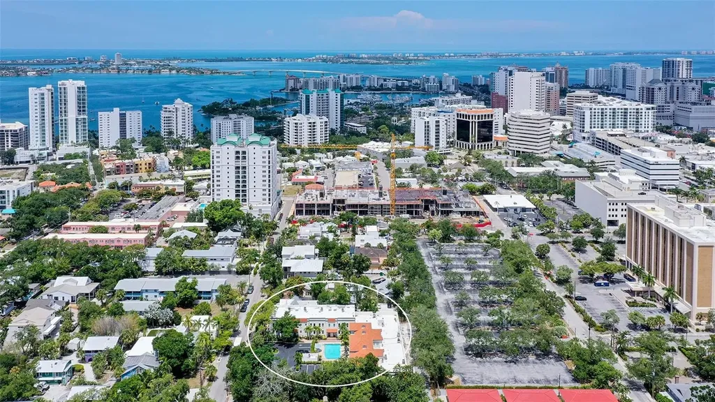 1685 Laurel Street Sarasota FL 34236