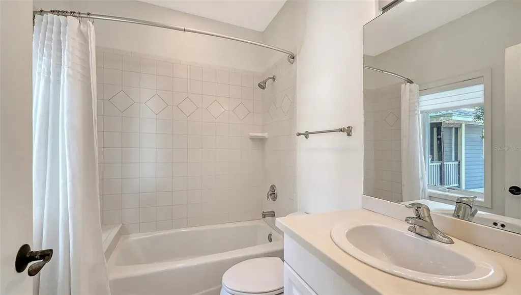 1685 Laurel Street Sarasota FL 34236