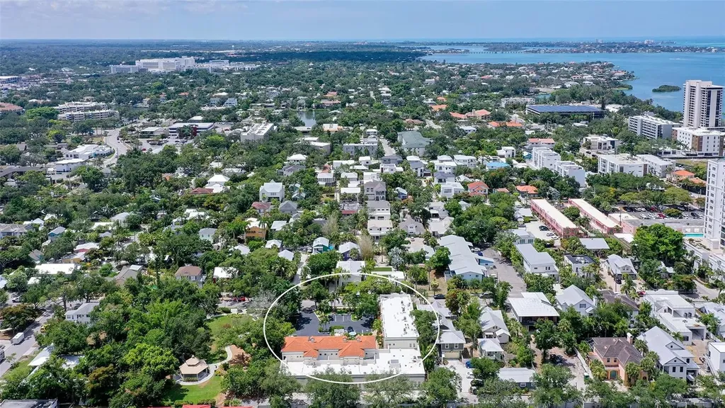 1685 Laurel Street Sarasota FL 34236