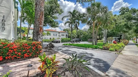 1685 Laurel Street Sarasota FL 34236