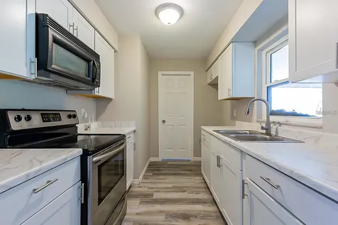 3410 Aloha Drive Sarasota FL 34232