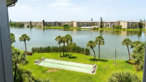 3276 Lake Bayshore Drive N Bradenton FL 34205