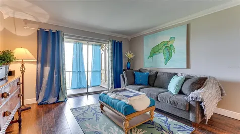 3276 Lake Bayshore Drive N Bradenton FL 34205