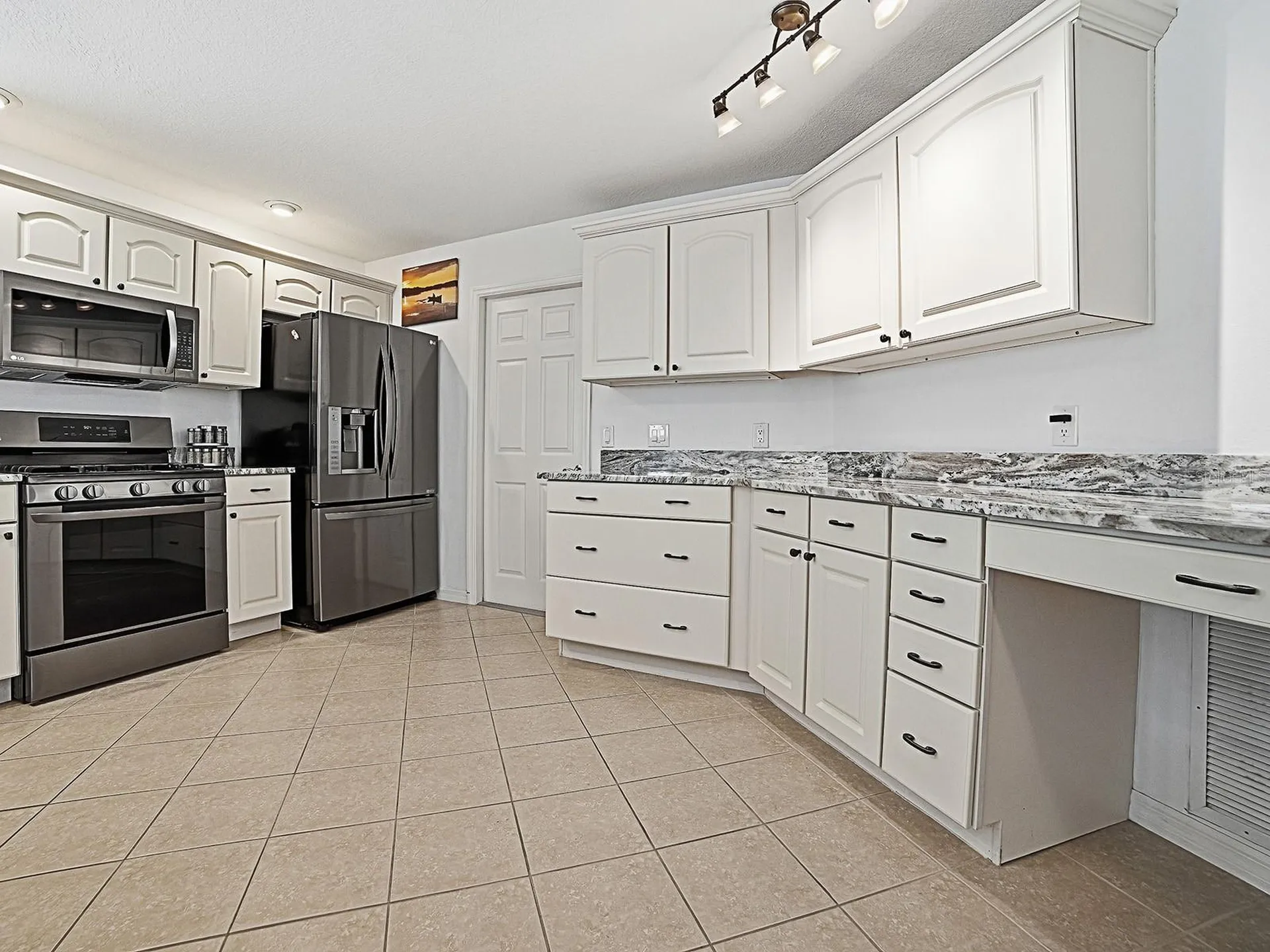435 Carlisle Court The Villages FL 32162