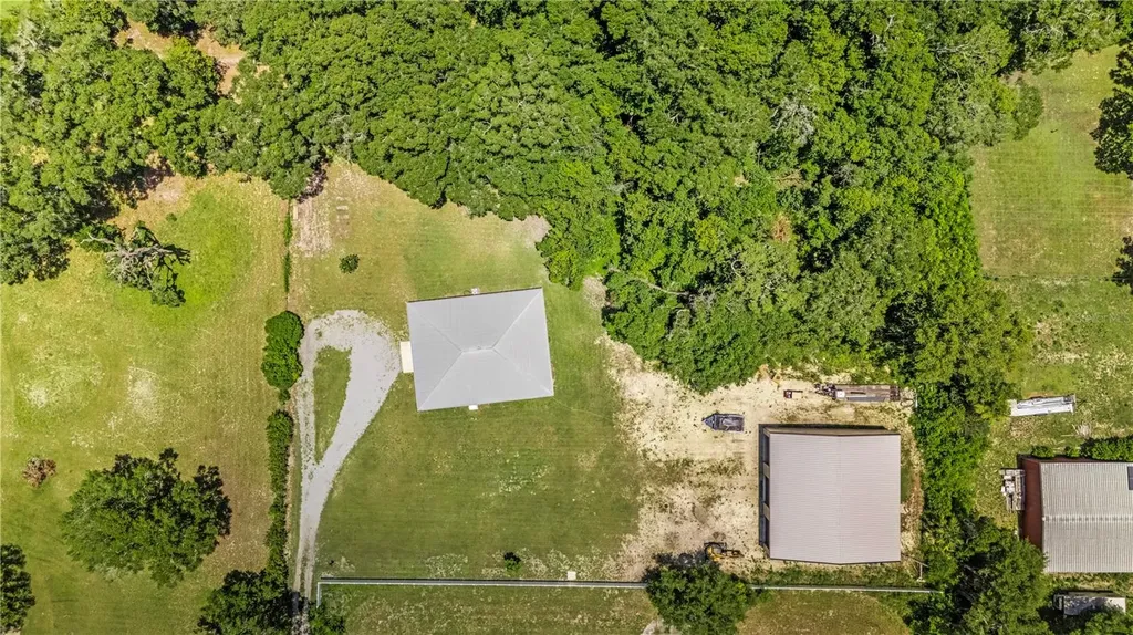 2287 N Spring Garden Avenue Deland FL 32720
