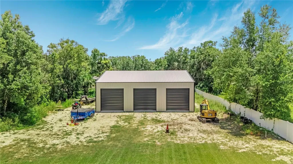 2287 N Spring Garden Avenue Deland FL 32720