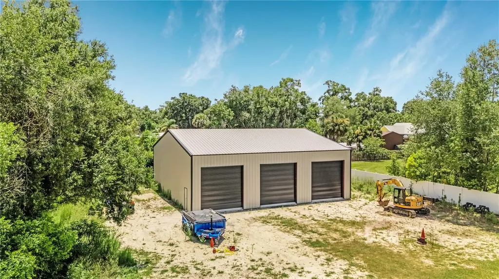 2287 N Spring Garden Avenue Deland FL 32720