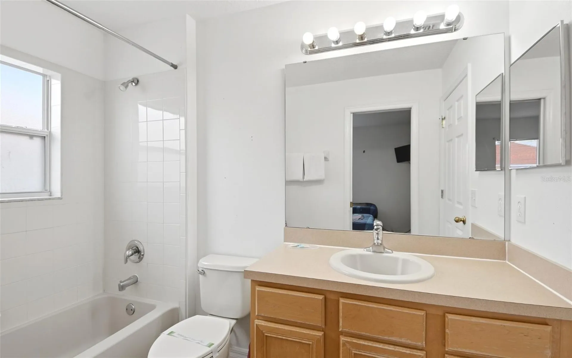 216 Sevilla Avenue Davenport FL 33897