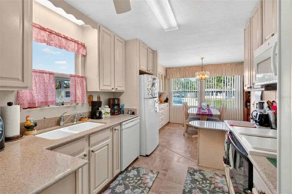 141 Azalea Trail Leesburg FL 34748