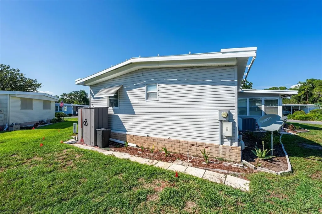 141 Azalea Trail Leesburg FL 34748