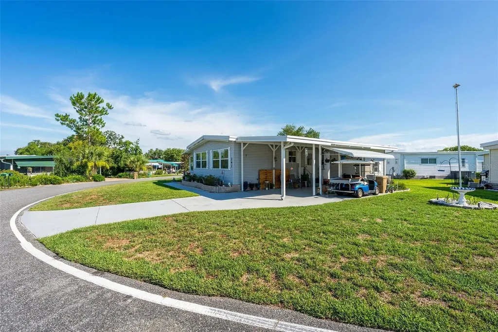 141 Azalea Trail Leesburg FL 34748