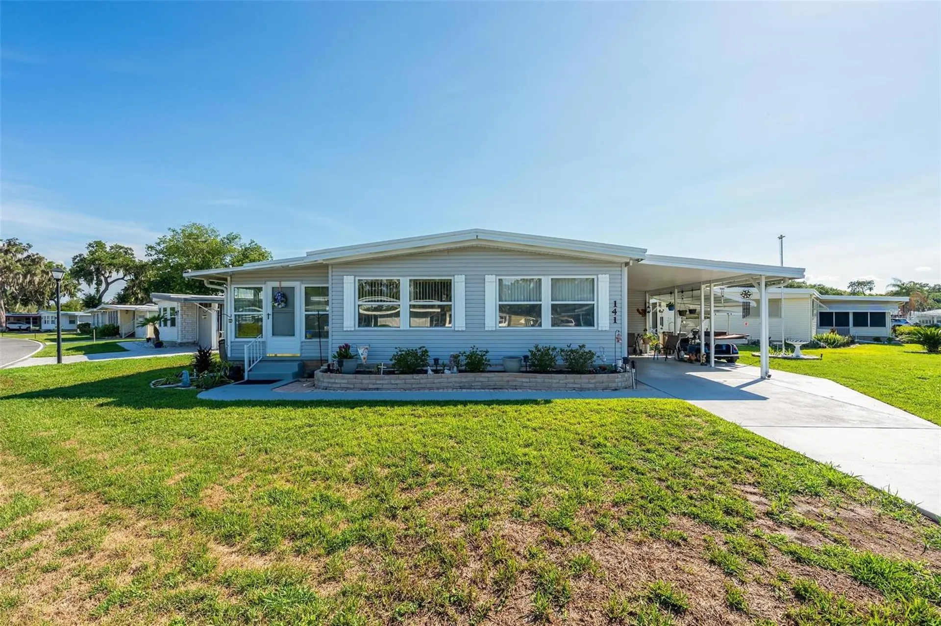 141 Azalea Trail Leesburg FL 34748