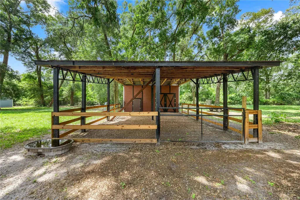 1890 NW 167th Place Trenton FL 32693