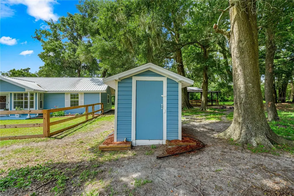 1890 NW 167th Place Trenton FL 32693