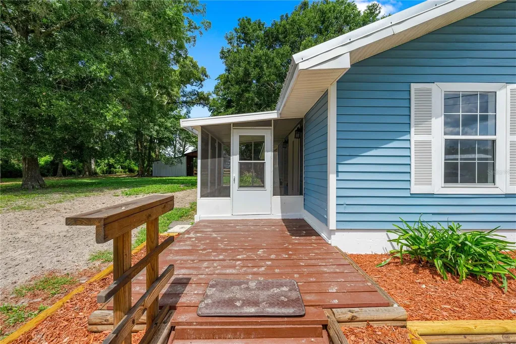 1890 NW 167th Place Trenton FL 32693