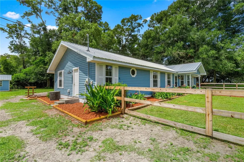 1890 NW 167th Place Trenton FL 32693